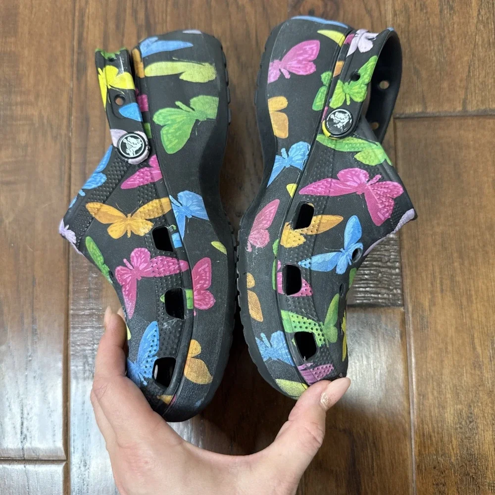CROCS classic platform